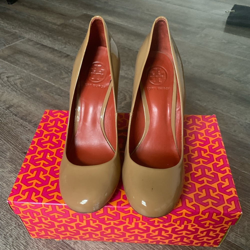 Tory Burch wedges